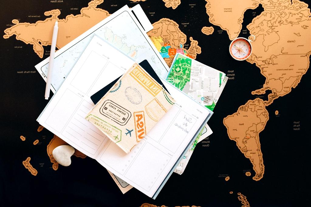 Interactive dashboard showing personalized meal planning interface with real-time nutrition tracking and AI recommendations