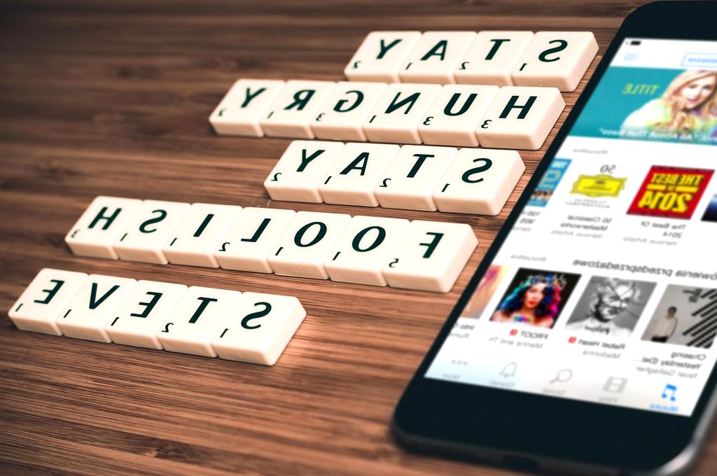 Sleep monitoring app interface showing correlation between sleep quality and nutrition habits